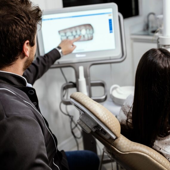 Exploring Tooth Replacement Options: Making the Right Choice for Your Smile